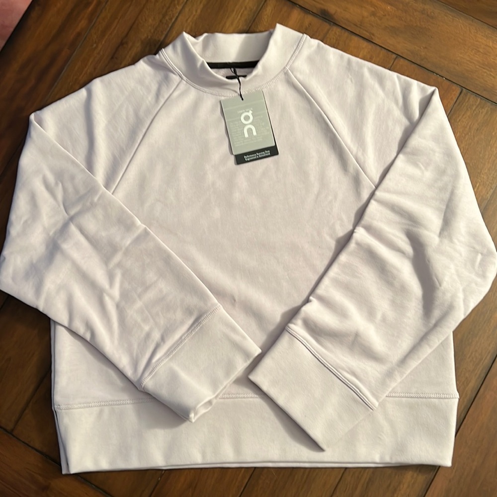 On-Running Crew Neck NWT